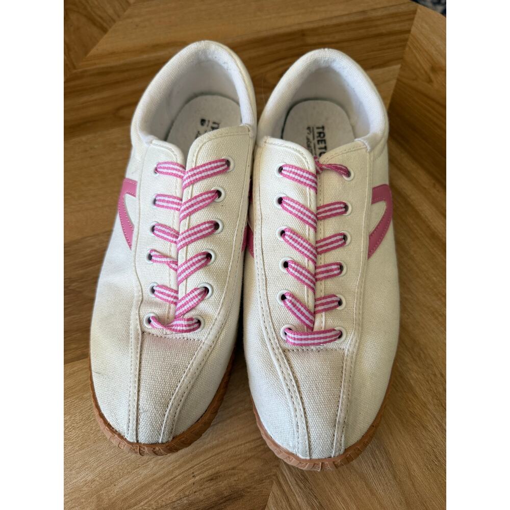 Tretorn Gum Sole Lace-Up Baby Pink Sneaker Nylite Plus Canvas